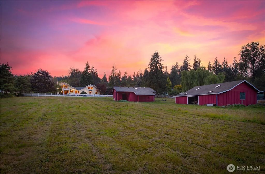19303 Broadway Avenue, Snohomish