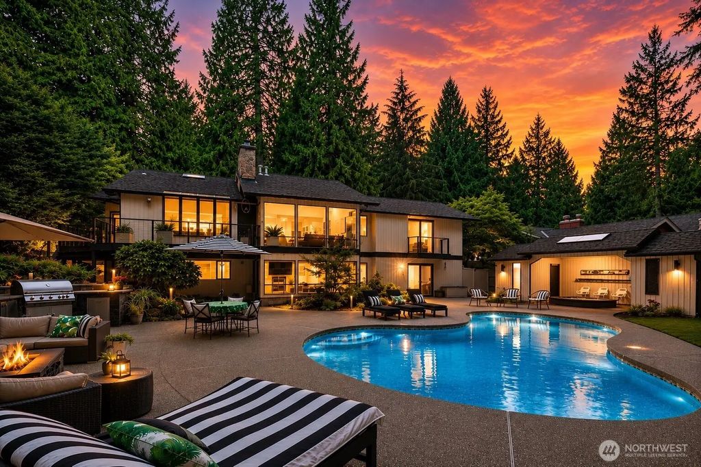 3212 211th Avenue Ne, Sammamish