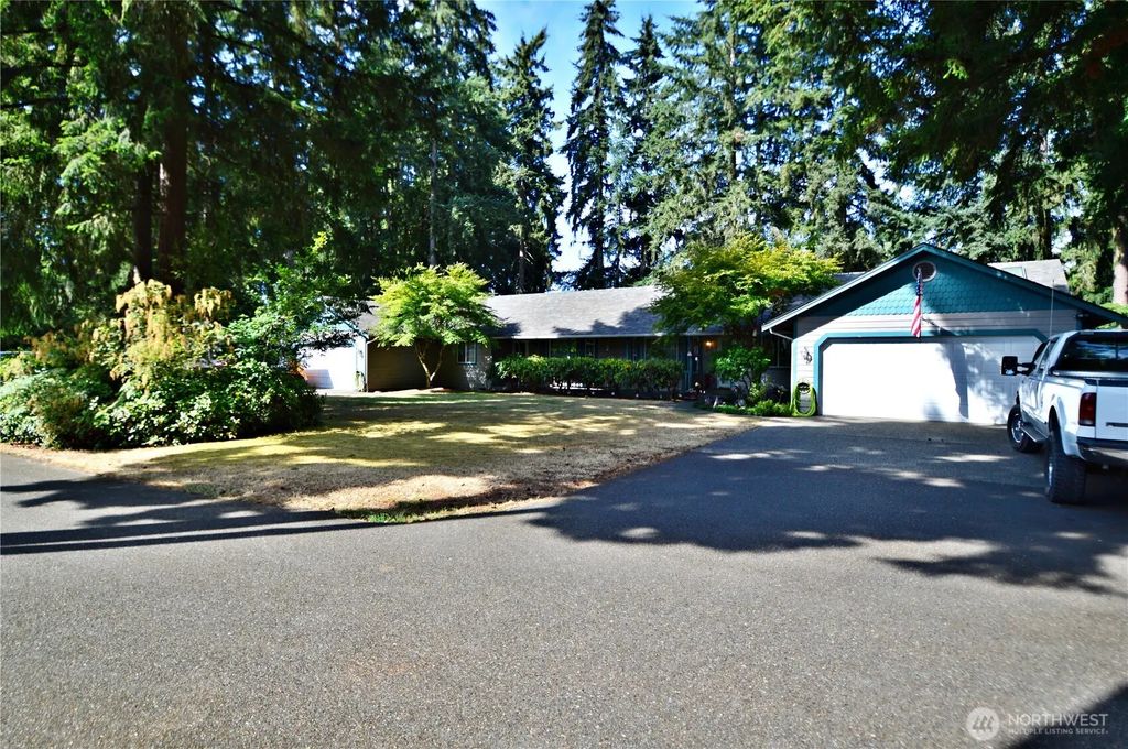 12012 115th Avenue Ct E, Puyallup