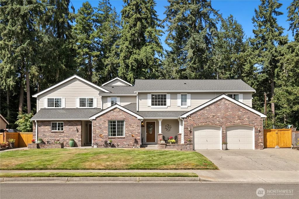 10816 130th Avenue E, Puyallup