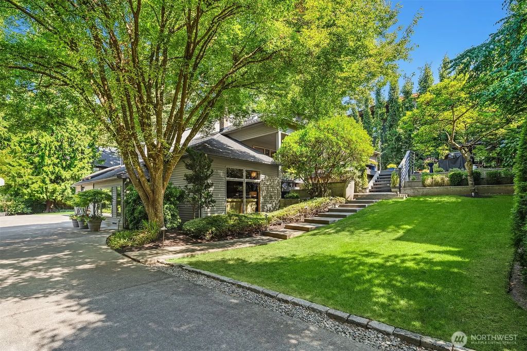4330 W Cramer Street, Seattle