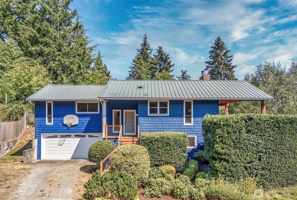 10514 Sw 110th Street, Vashon