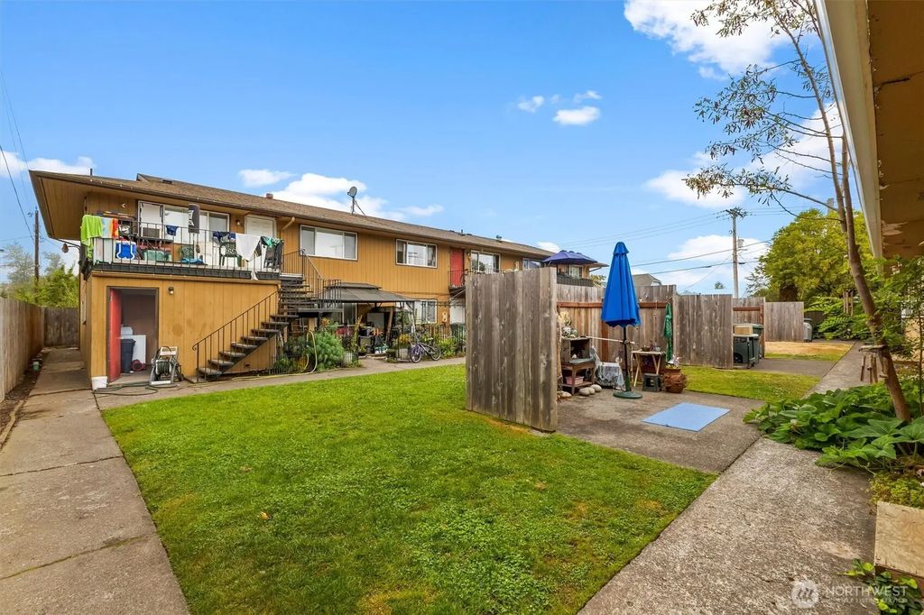 1955 Eaton Avenue, Ferndale