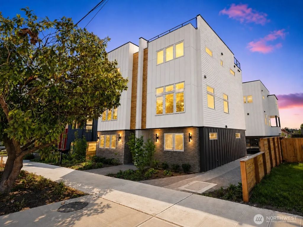 1131 B Nw 60th Street, Seattle