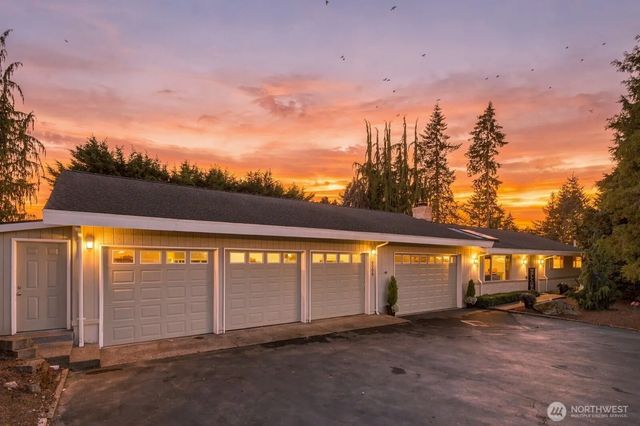 8205 Ne 128th Street, Kirkland