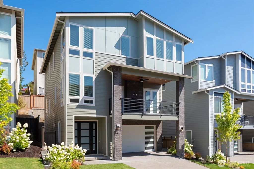 7544 S 129th Place, Seattle
