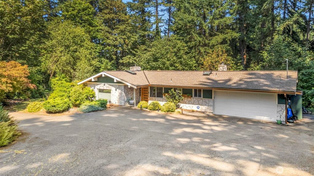 5811 Vickery Avenue E, Tacoma
