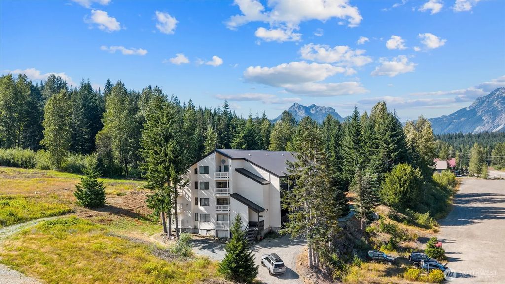223 Hyak Drive E 617, Snoqualmie Pass