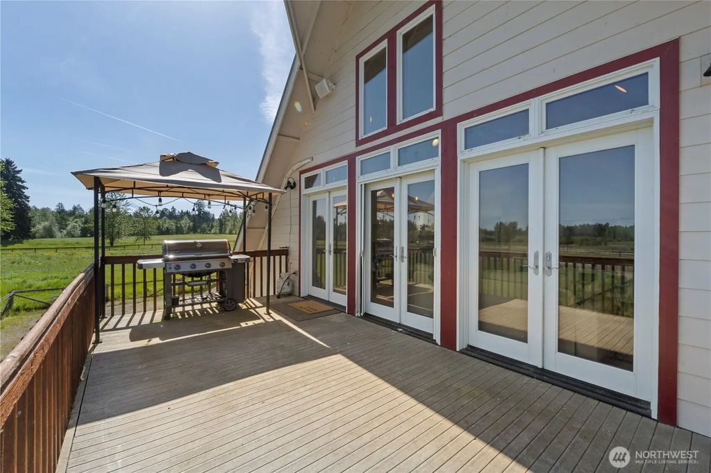 33111 78th Avenue E, Eatonville