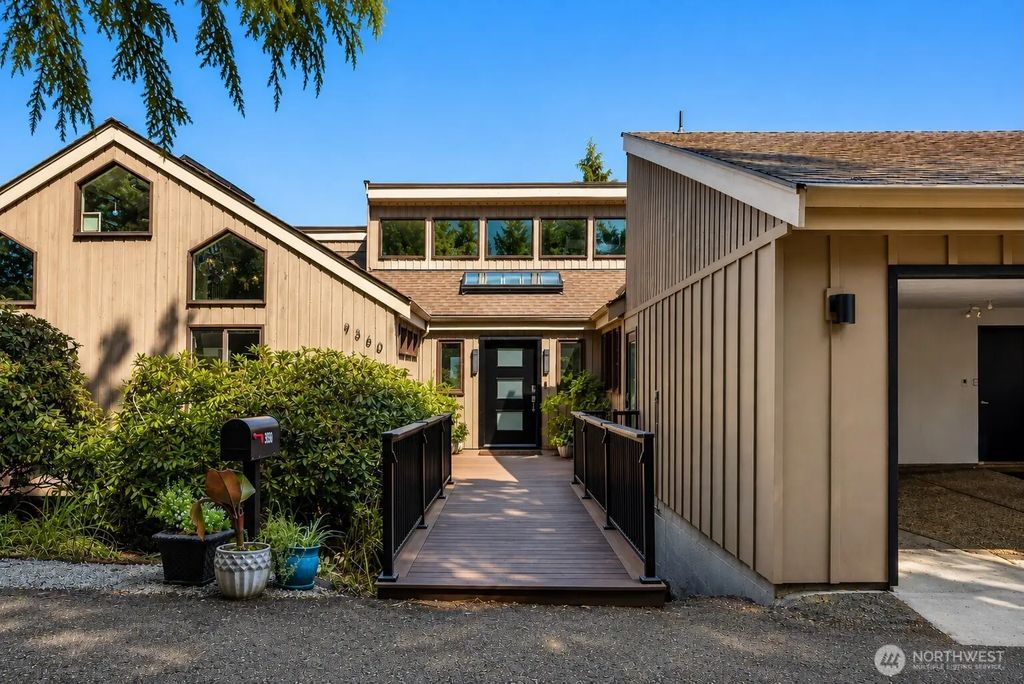 9360 Mercerwood Drive, Mercer Island