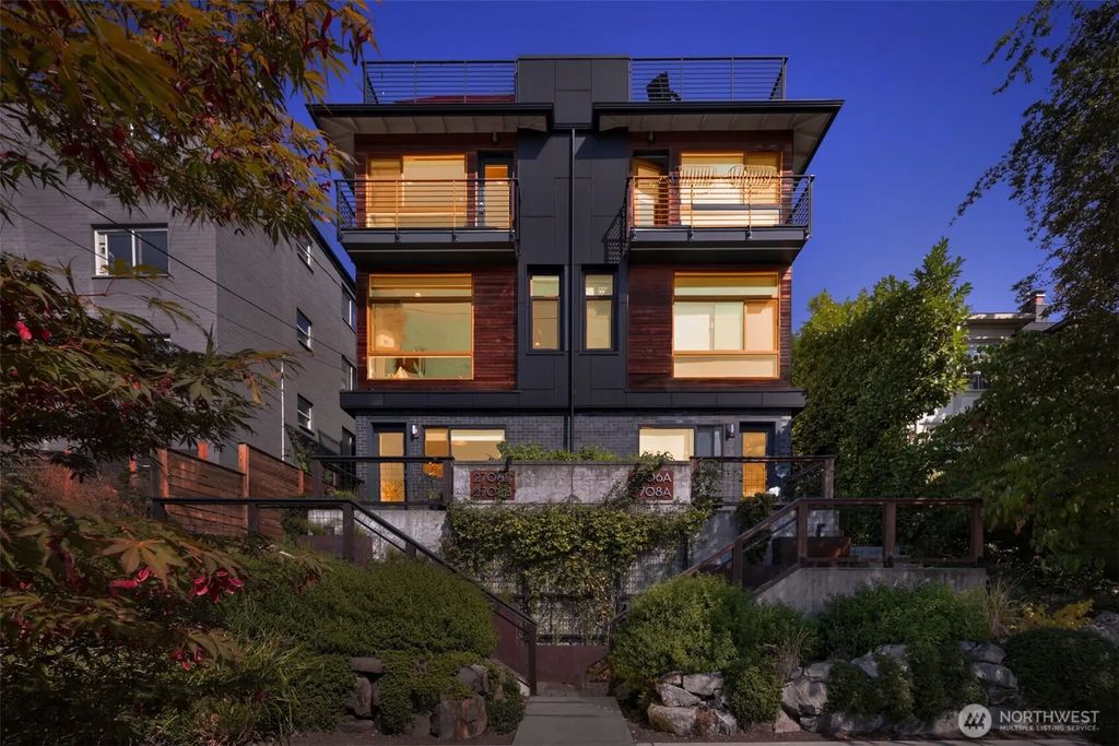 2708 Franklin Avenue E B, Seattle