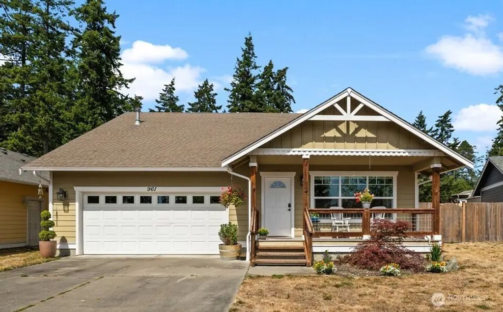 961 Nw Longview Drive, Oak Harbor