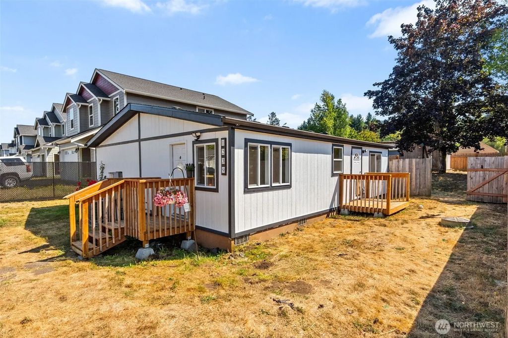 1239 Central Avenue E, Tenino