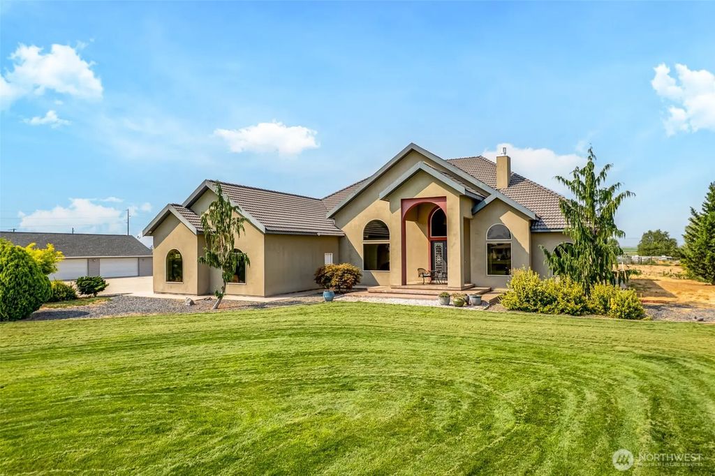 17408 Road 5.2 Nw, Quincy