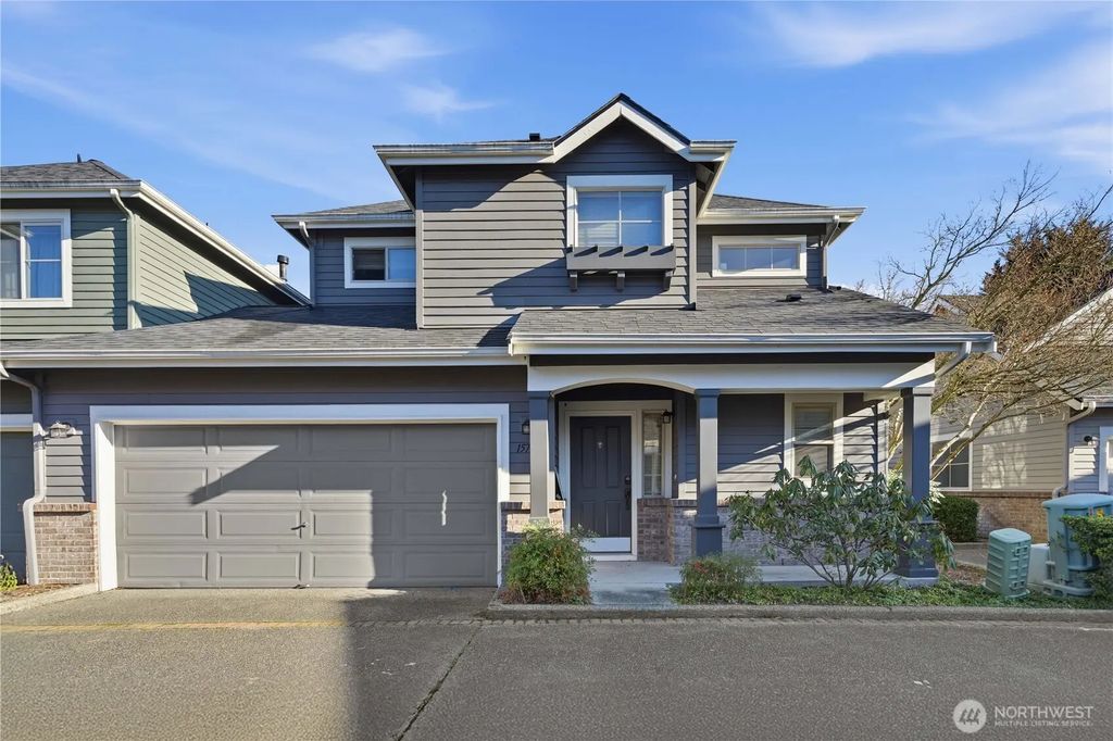 15743 Ne 95th Way, Redmond