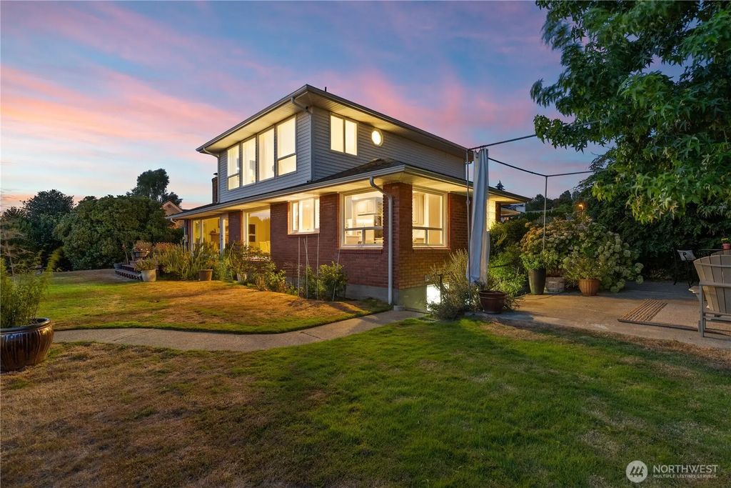 920 S Ventura Drive, Tacoma