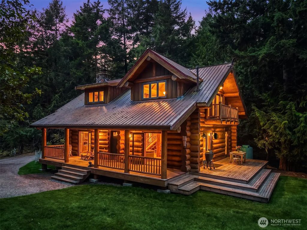 640 Ferry Road, Lopez Island