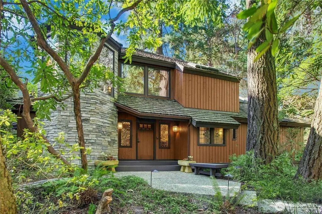 1815 102nd Place Se, Bellevue