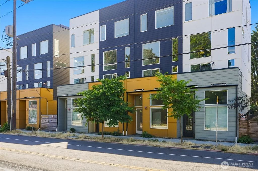 6945 Ellis Avenue S, Seattle