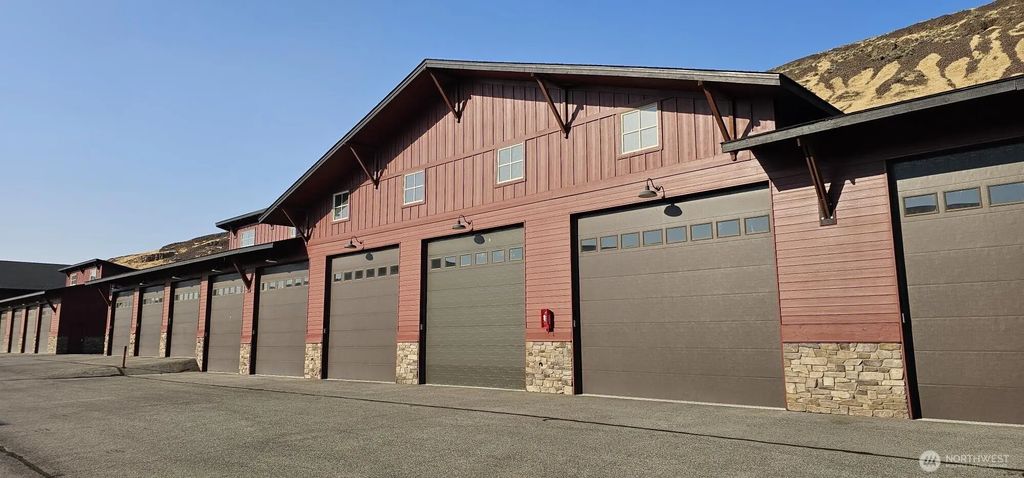 9532 Nw Ridgeview Drive 36, Quincy