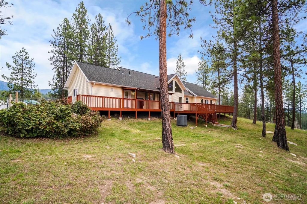 980 D Westover Rd D, Colville