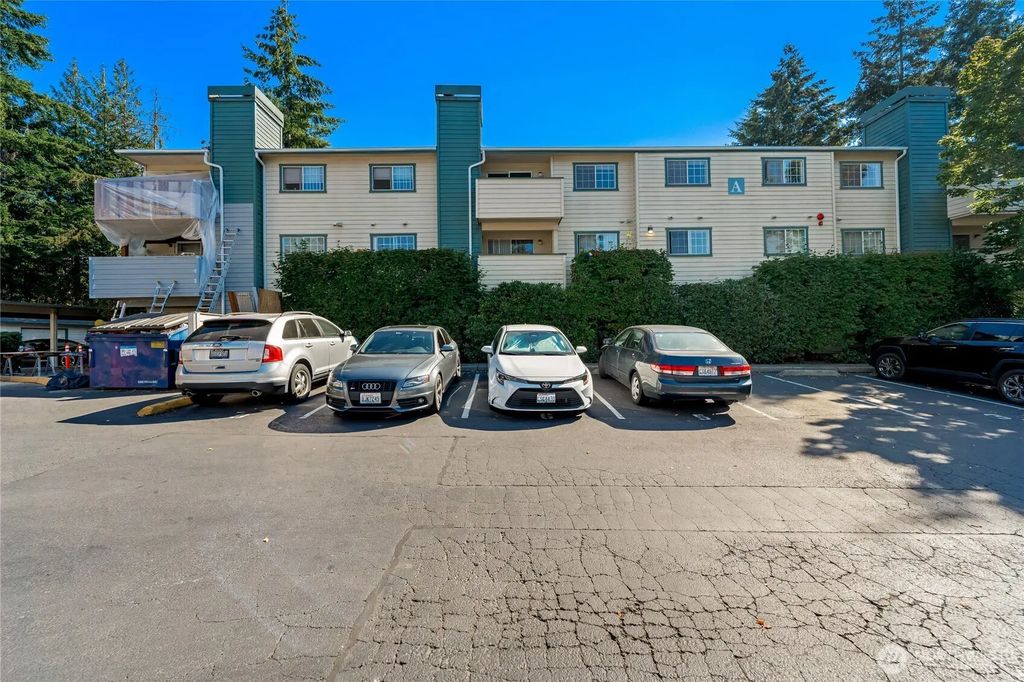 17624 1st Avenue S A302, Burien