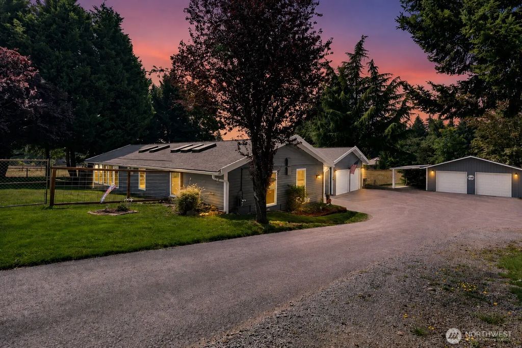 22514 145th Avenue E, Graham