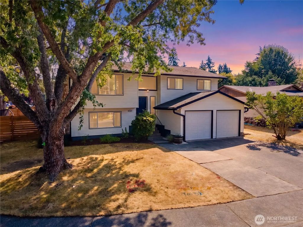 4911 Sw 324th Place, Federal Way