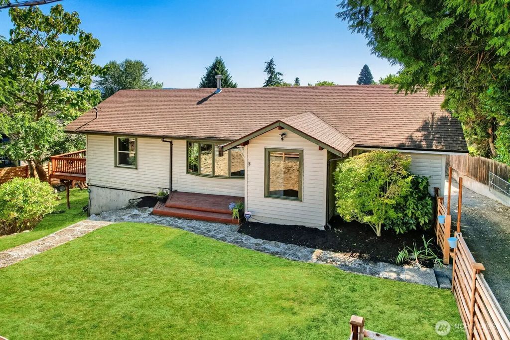 909 Sw Langston Road, Renton