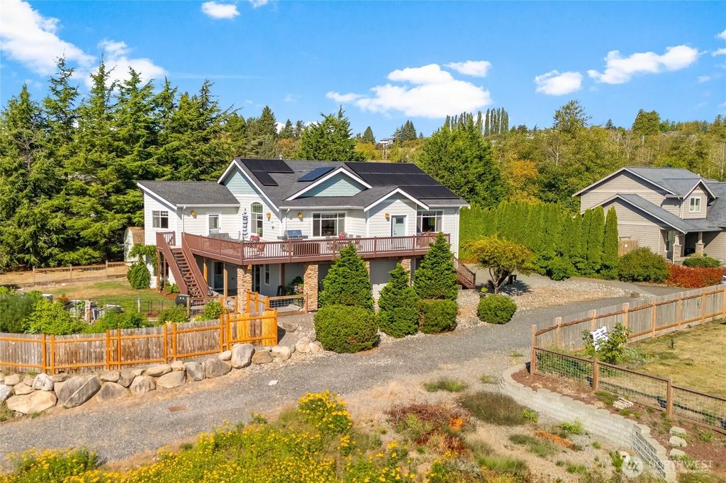 5675 Meadow View Court, Ferndale