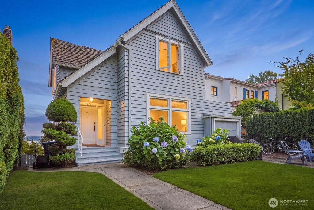 307 W Highland Drive, Seattle
