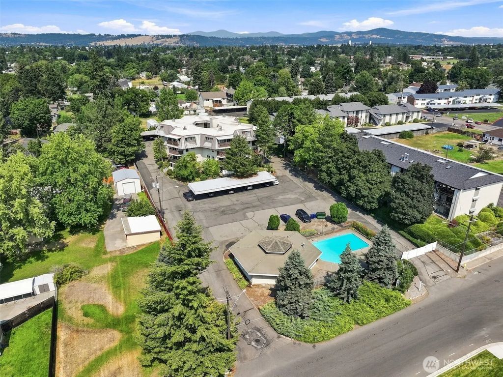 10321 E Main Avenue 202, Spokane Valley