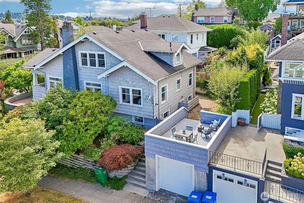 3116 S Dose Terrace, Seattle