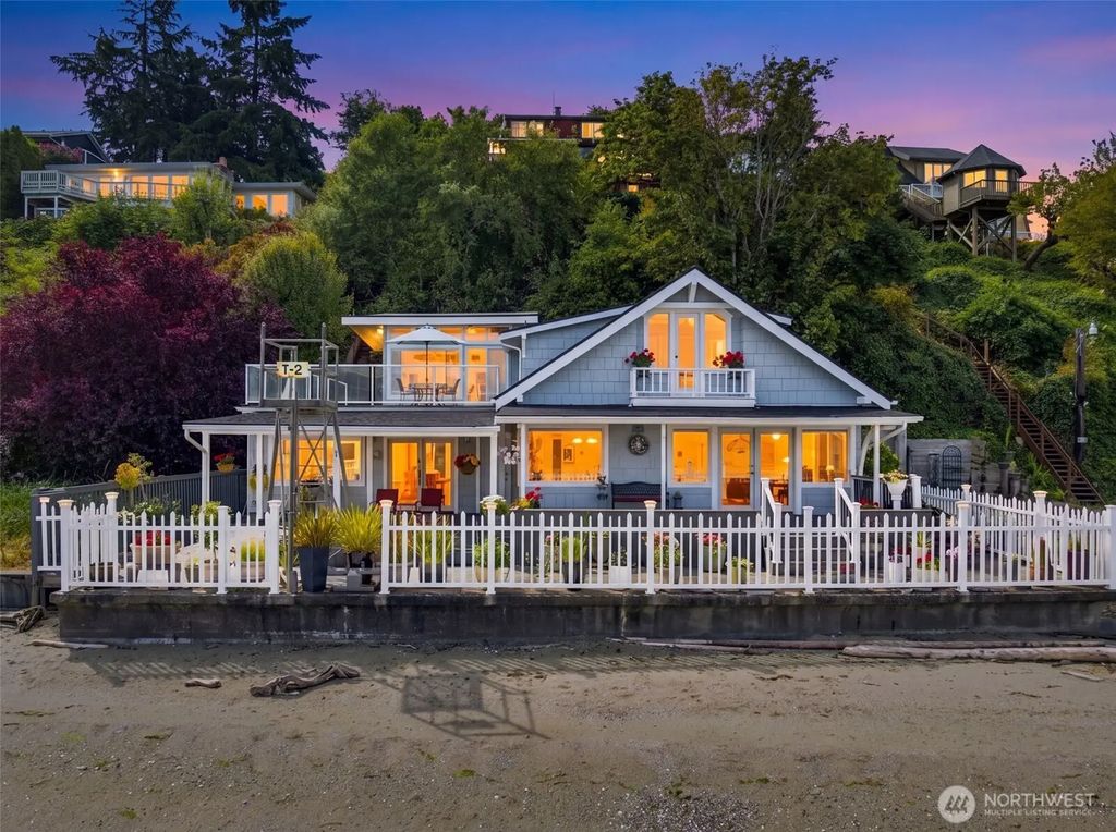 1626 Beach Drive Ne, Tacoma