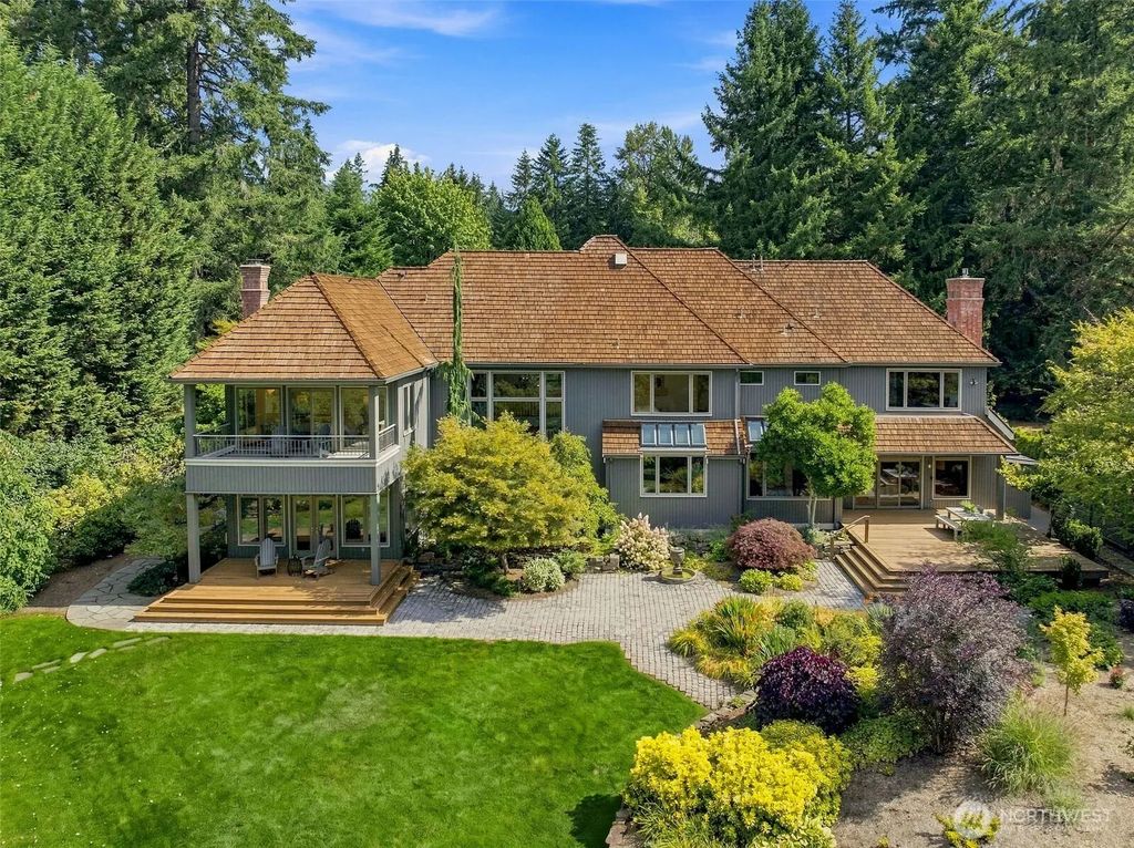 22119 Ne 140th Way, Woodinville