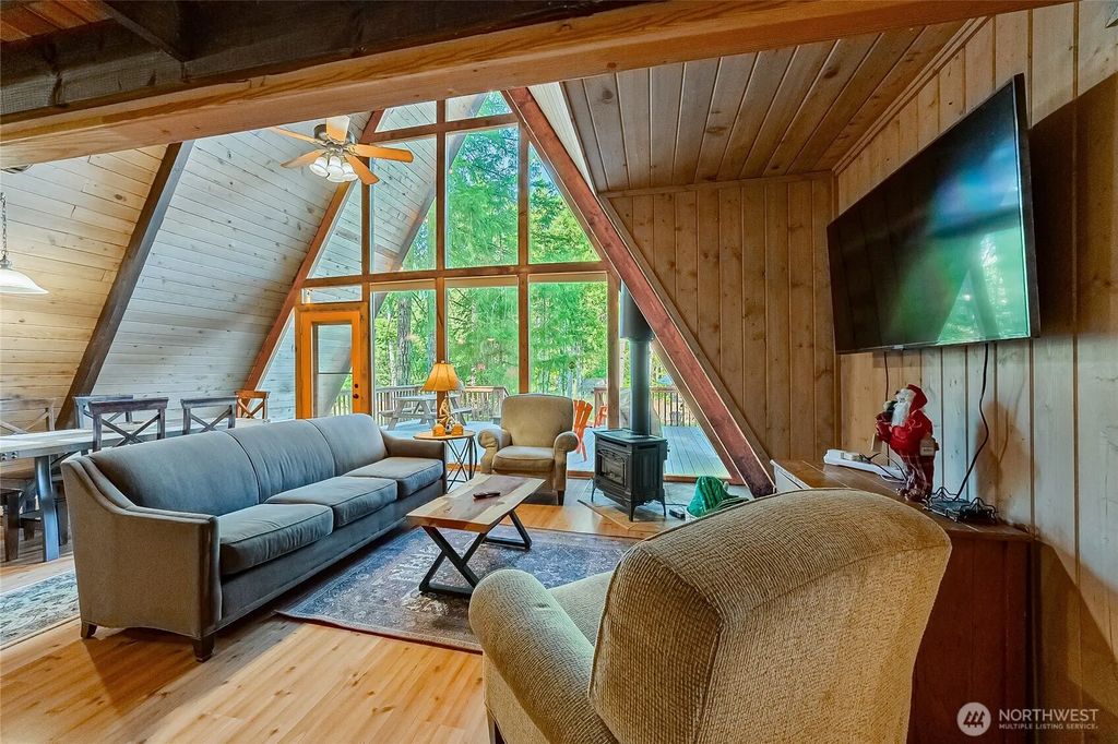 171 Timberline Drive, Packwood