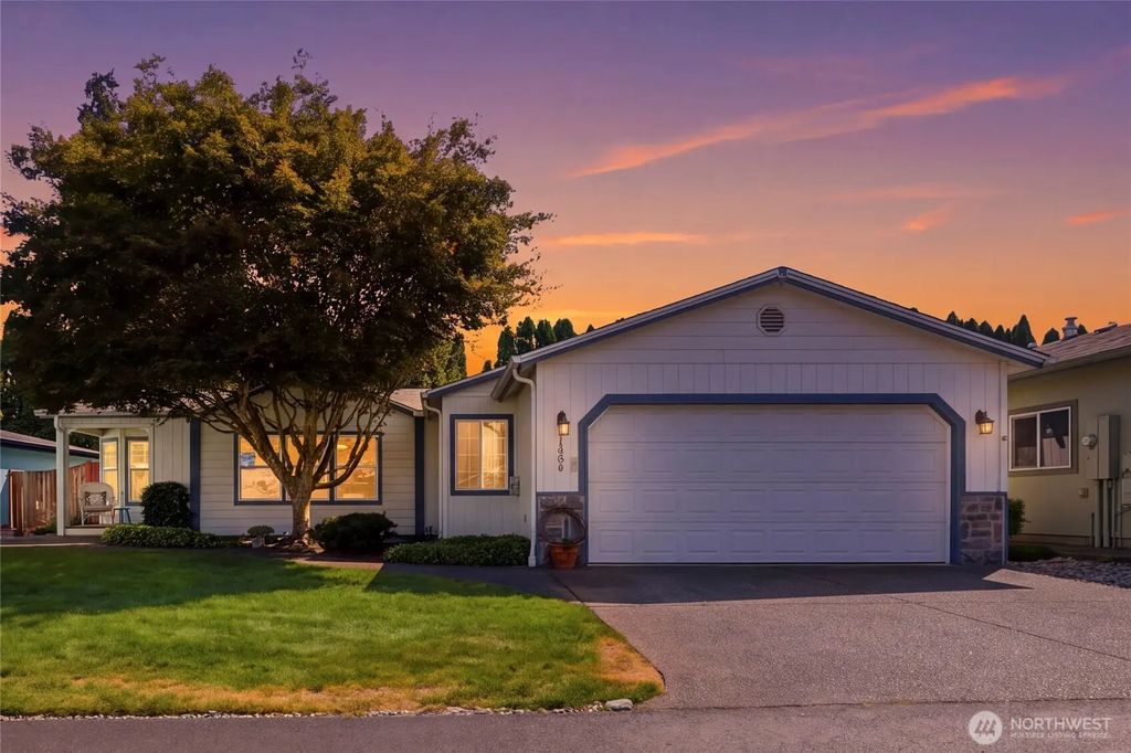 1908 177th Street Ct E 33, Spanaway