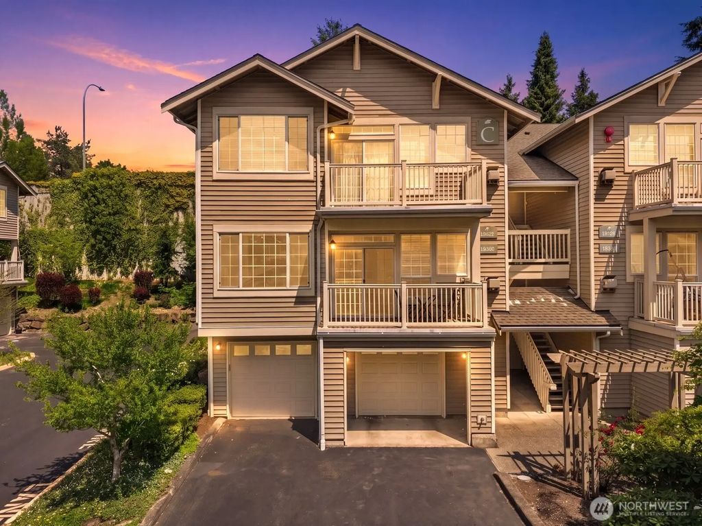 18550 Ne 57th Street C18550, Redmond