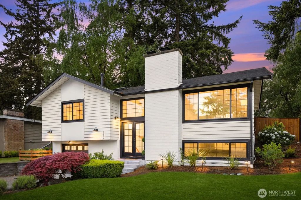 627 166th Avenue Ne, Bellevue