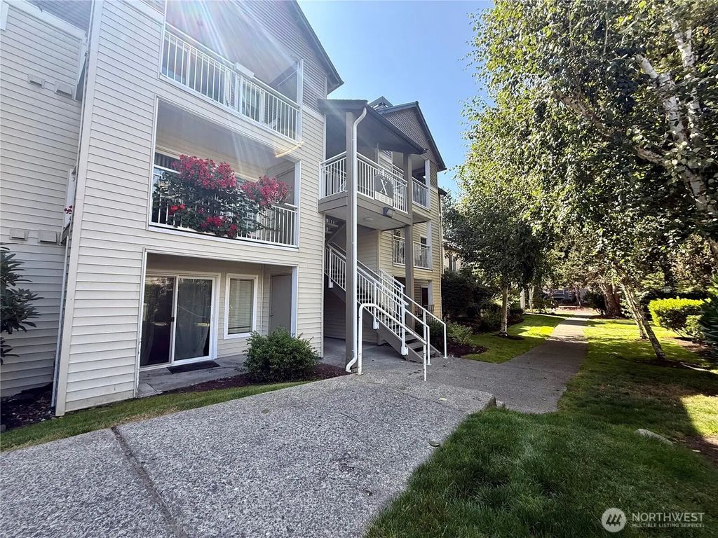 12405 Harbour Pointe Boulevard X104, Mukilteo