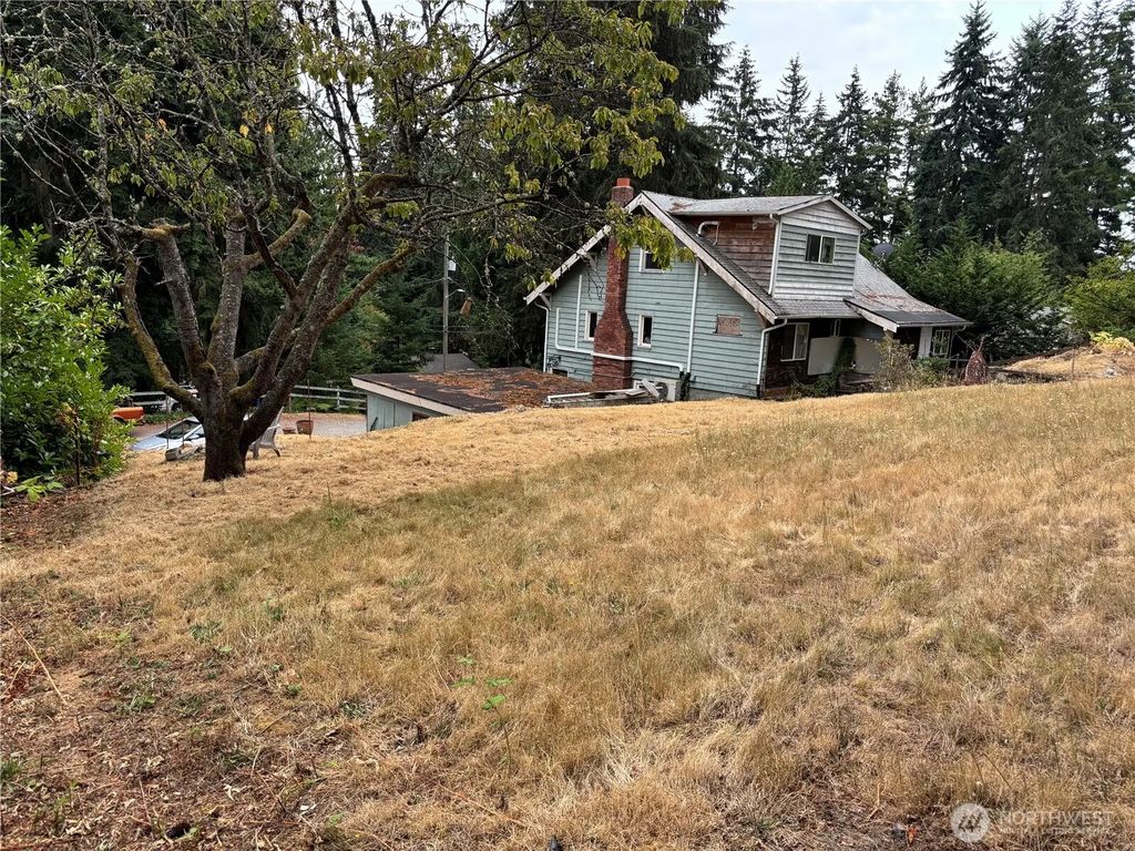 15739 Densmore Avenue N, Shoreline