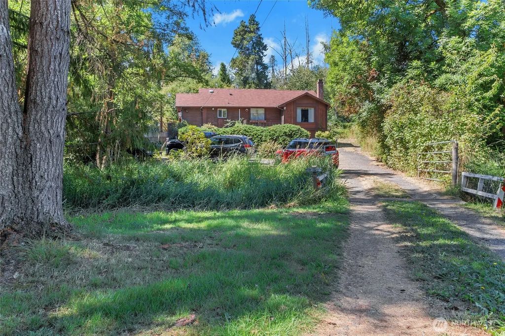18404 14th Avenue E, Spanaway