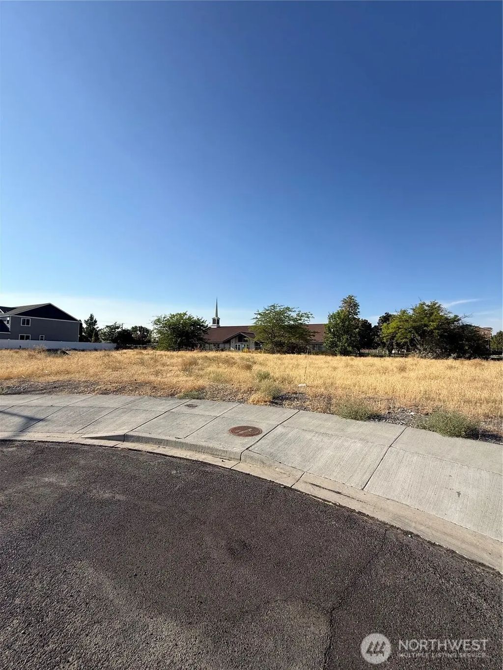 910 W Ted Yao Way, Moses Lake