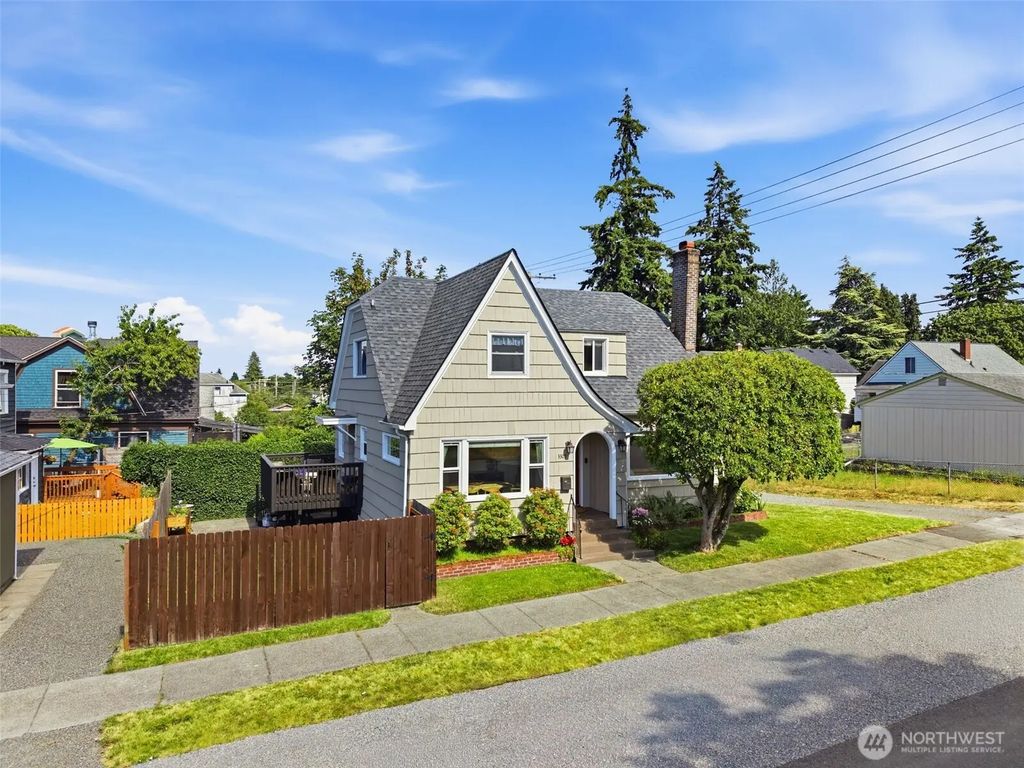 3305 Fawcett Avenue, Tacoma