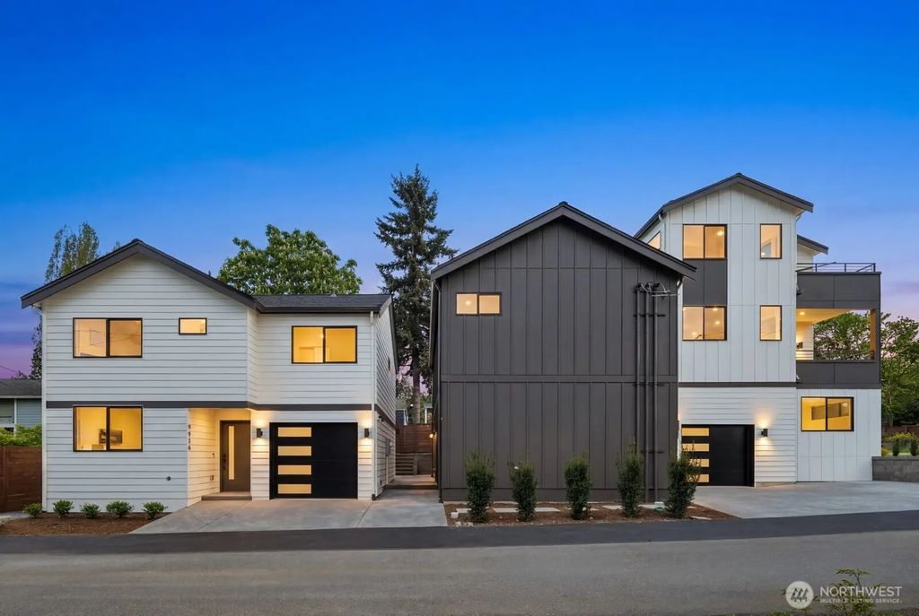 9024 Corliss Avenue N B, Seattle