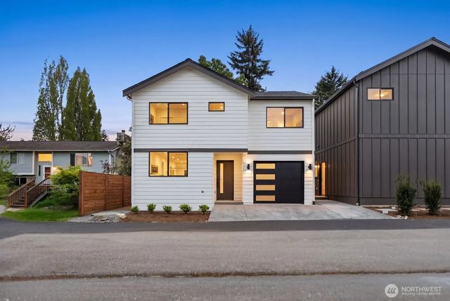 9026 Corliss Avenue N, Seattle
