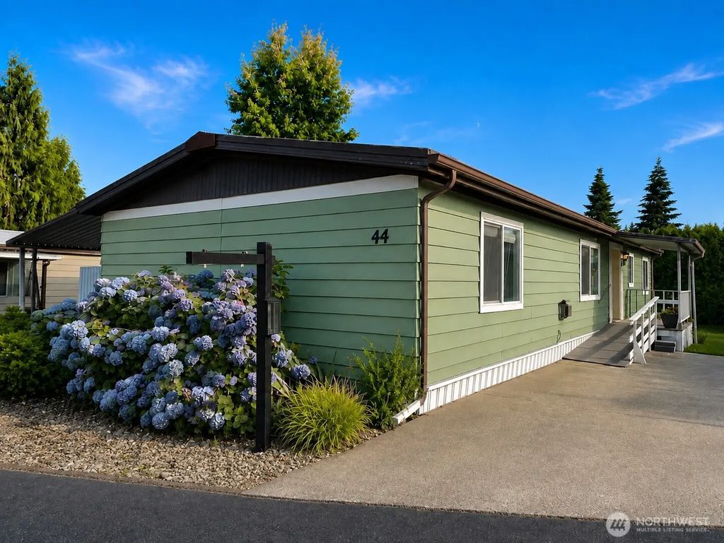 16300 State Hwy 305 Ne 44, Poulsbo