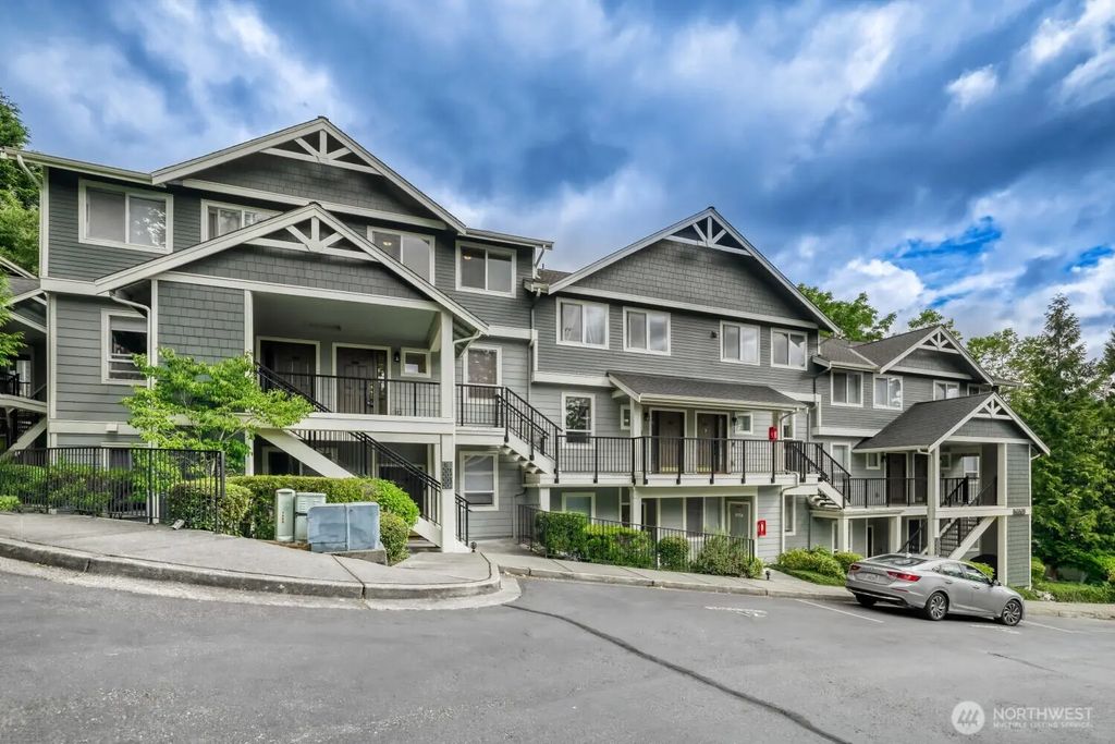 19010 68th Avenue Ne B202, Kenmore