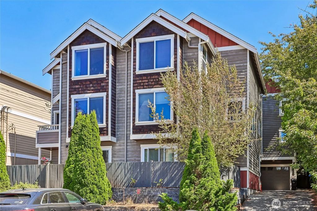 10214 1st Avenue Nw B, Seattle