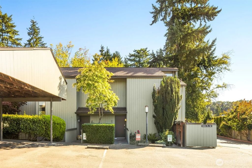 3400 108th Place Ne 2, Bellevue